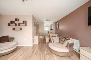 Hursley 3 Bedroom House - Newcastle Upon Tyne - 6