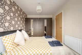 Hursley 3 Bedroom House - Newcastle Upon Tyne - 2