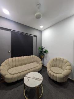 Royal Residency DHA phase 6 Karachi - 3