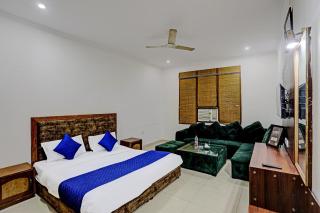 Hotel Poonam Comforts - Near ILBS Hospital - 0