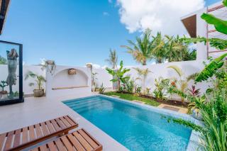 Bohemian Rhapsody Villa Luxury 2BR Chalet - 4