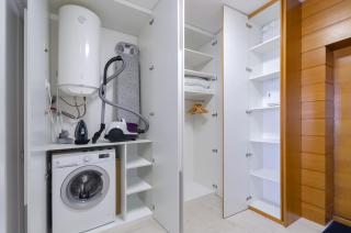ВВВ!19-96 Kvartet, Vasyl Lypkivskyi 16v, Kyiv, railway station, metro nearby, stunning city view, Petrovdom Apartment - 4