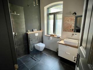 Industrial Loft in Tating - 8
