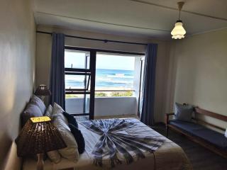 Lily by the Sea - Beach Apartment - 1