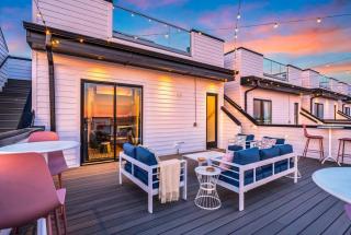 NEW Nash Eras - Rooftop Decks with Hot Tub - 15 Beds - 1