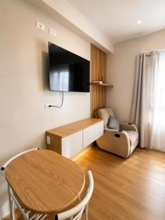 New Mesatierra Studio Unit Condo Davao City Alexa Wifi Netflix - 8