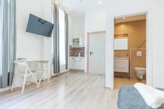 Brilliant 1BR Apt - Perfect for short & Longstays - 6