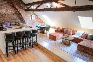 Modern 2BD Apartments near Waterfront - 9