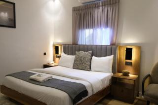Black Muse Residence - 9