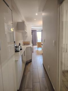 The Regency Apartment 603 - 3