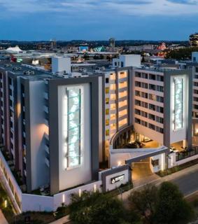The Regency Apartment 603 - 0