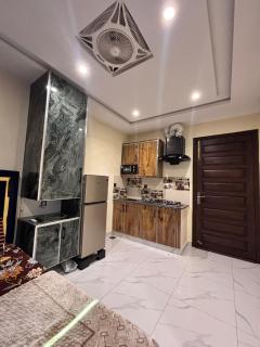 The smart stay - 3
