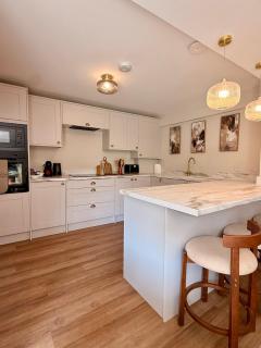 Dolphin House Tenby - 7