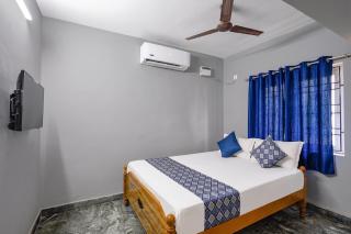 FabHotel Rudra Grand - 5