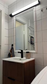 Private Room in Modern Apartment Shared with Hosts - 4