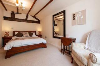 The White Bull Hotel - 2