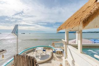 Bangtao Beachfront Jacuzzi Villa - 2