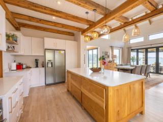 Cosy Farmhouse on Springrove Dam - 7