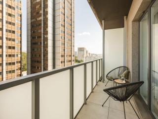 URBAN APARTMENTS Global 10th Floor No 7- Balcony -Free Garage - 5