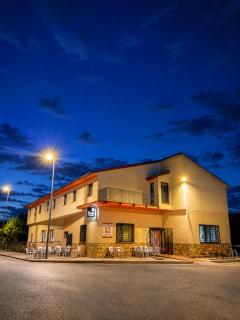 Hotel Royuela - 0