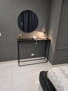 Zameen Opal Executive 2-Bed Suite - 5