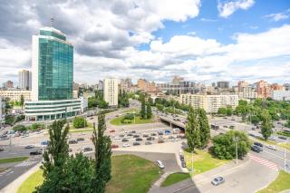 11-92 Manhattan, Beresteiskyi 11, Kyiv, Politekh metro nearby, panoramic city view, 15 kW backup power, Petrovdom Apartment - Kiev - 2
