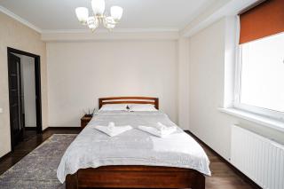 Two - bedroom Nicole Testimitanu - 1