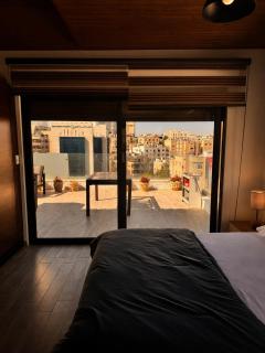 Panoramic Penthouse Abdoun Terrace - Amman - 4