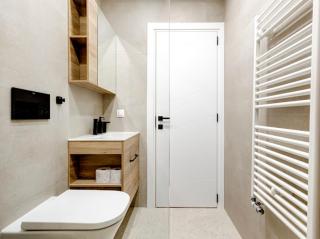 New Business and Leisure Modern Apartment next to Metro Station with WiFi and Free Private Parking - 6