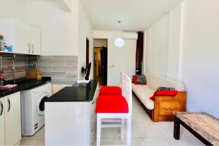 Inviting 1-Bed Apartment in Hurgada - 2