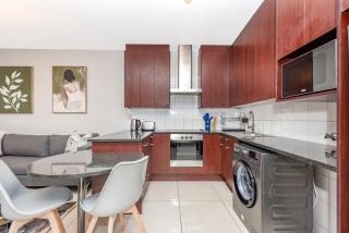 Antibes in West Road South Sandton Apartment - 7