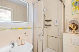 KUELhome - Zentrale und ruhige Wohnung mit Küche - 2