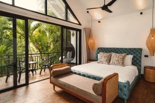Luxury Treehouse, Stunning View, Great Location! - 7