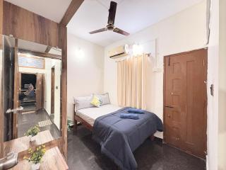 Kamadhenu Homestay 2BHK A Opp Mysore Zoo - 1