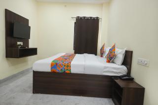 FabHotel Shree Vilas - 8