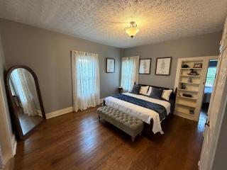 Spacious home with in ground pool in Russellville - 3