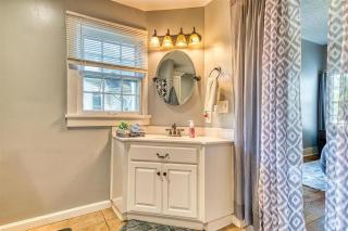 Spacious home with in ground pool in Russellville - 2