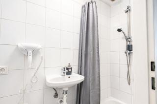 Cozy & Stylish Long-Term 1-BR Studio Retreat - 8