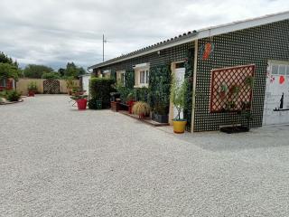 Proche St Emilion , Une pause quelque part recharge pour voiture électrique inclu - 6