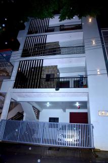 Gubbi GOODU SEVRVICE APARTMENT - 0