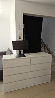 Beautiful Bedroom with AC, Queensize, Balcony, Monitors - 5