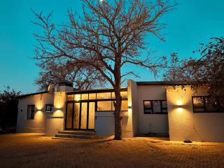 Thula Thula Guest House - 0