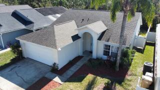 3 Bedroom Villa with Poolside Cinema and Games Room Close to theme Parks sleeps 6 - 8