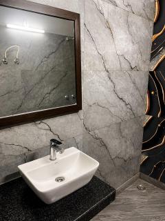 Hotel Swisston Palace - 8
