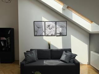 105qm, 2 BR, Schönbrunn, central, balcony - 1