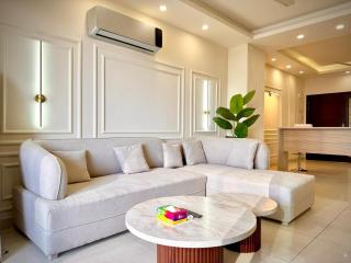 Wall Street Luxury Apartments - Elysium Tower - 1