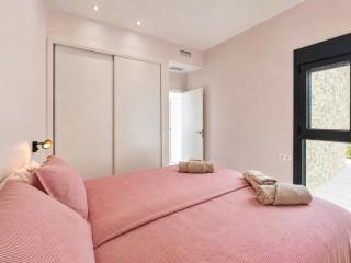 Hillside Luxury Villas by NRAS - 9