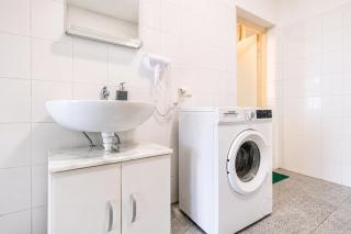 Comfortable Two Bedroom Apartment for Long Stays - 2