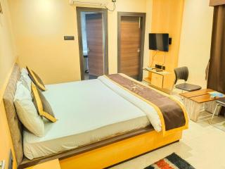 NAKSHATRA Hotel, Restaurant & Banquet - 0