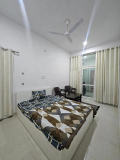 Nikunj Mahal Homestay - 8